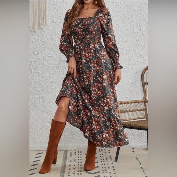 NWT Square Neck Flaral Lantern Boho Floral Sleeves Dress - Picture 3 of 4